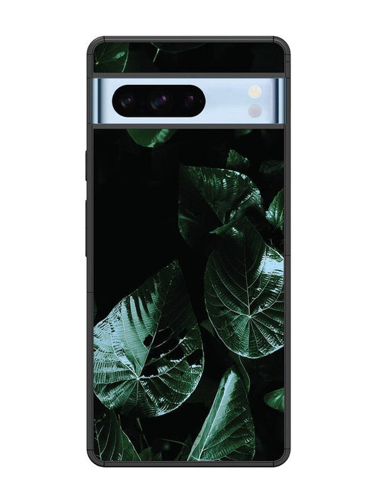 Google Pixel 8 Pro Leafs at night