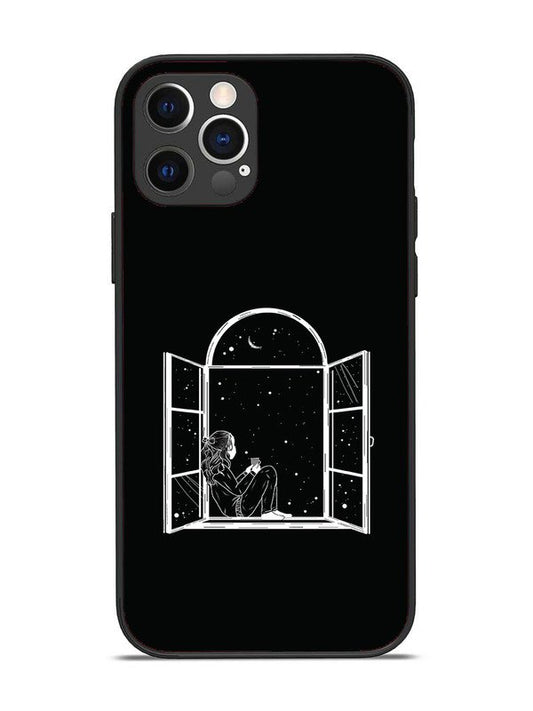 iPhone 12 Pro Little Girl on Window