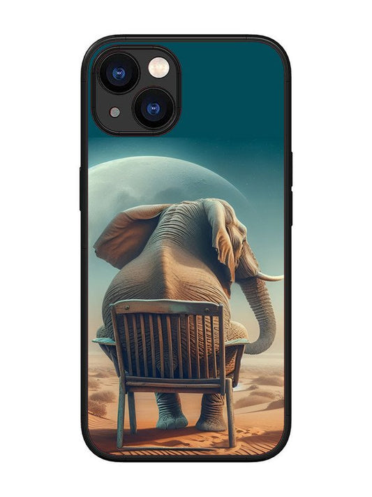 iPhone 13 Baby Elephant om chair