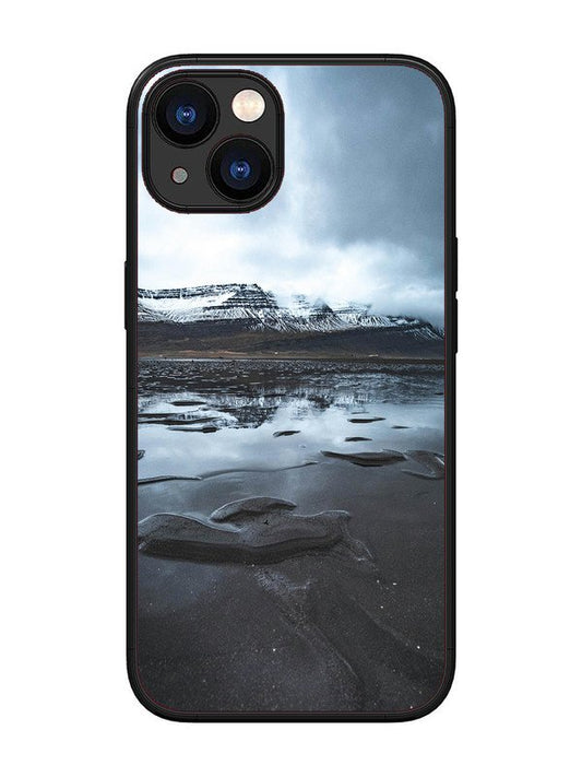 iPhone 13 Beach And Mountain