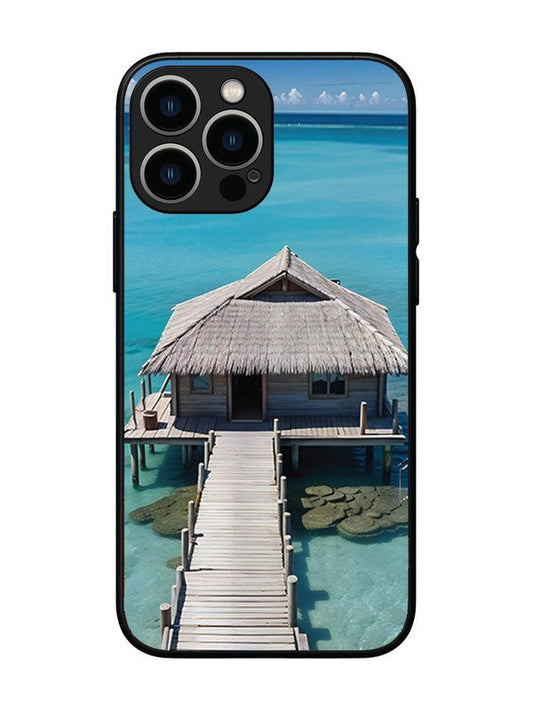 iPhone 13 Pro Max Beach hut