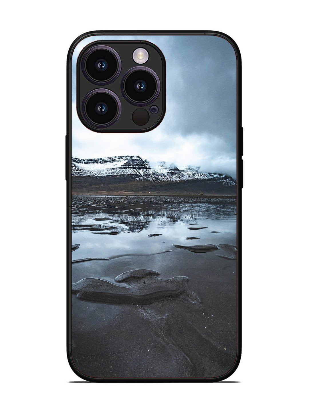 iPhone 14 Pro Beach And Mountain