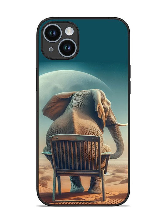 iPhone 14 Plus Baby Elephant om chair