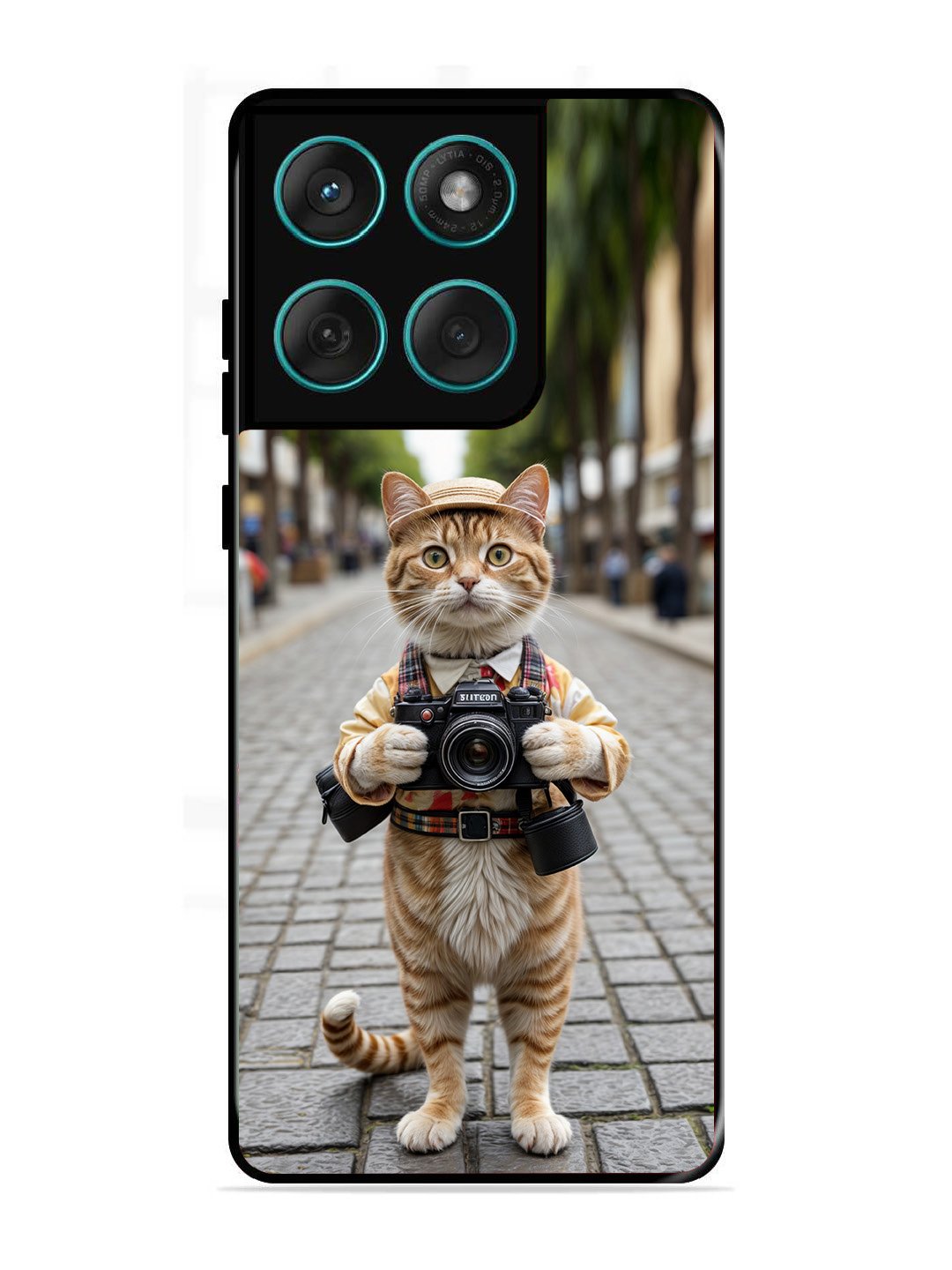 Motorola Edge 60 Fusion Cat as Cameraman