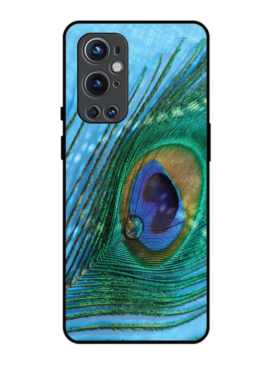 OnePlus 9 Pro A drop on Peacock Feather