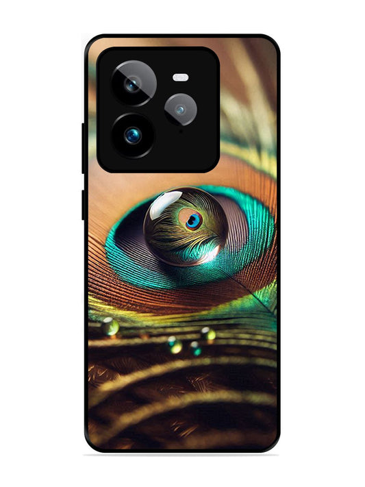 Realme GT7 Pro Water Drop On Peacock Feather
