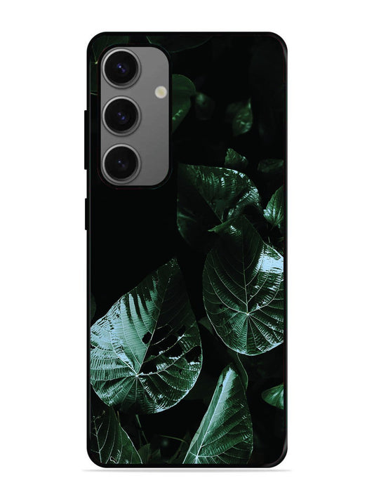Samsung Galaxy A25 Leafs at night