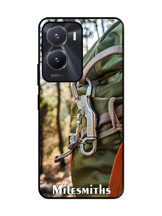 Vivo Y16 Hiking Gear Close-up